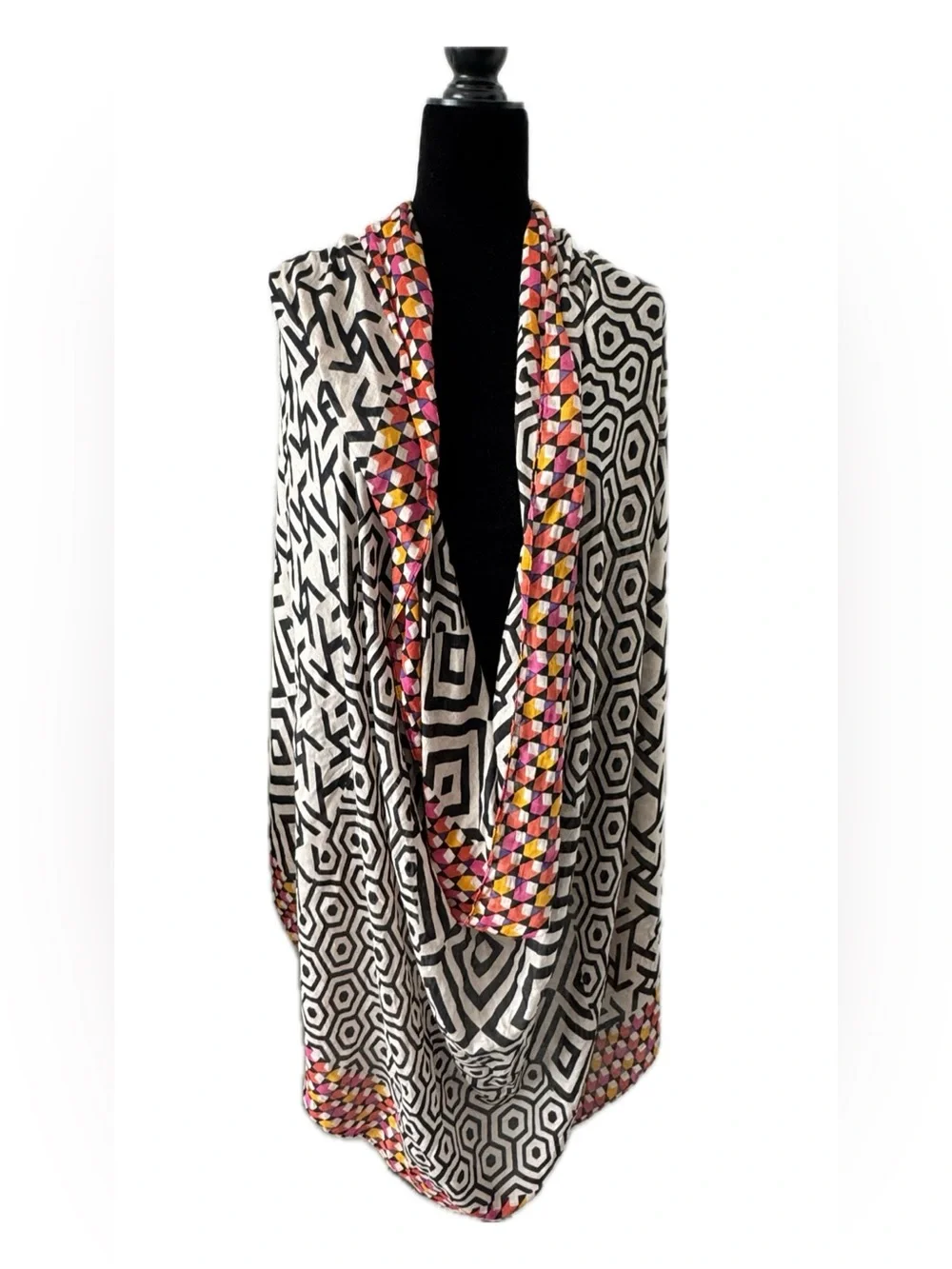 NWT Lulla Perla Geo Infinity Scarf Black White Multicolor Lightweight Loop Scarf